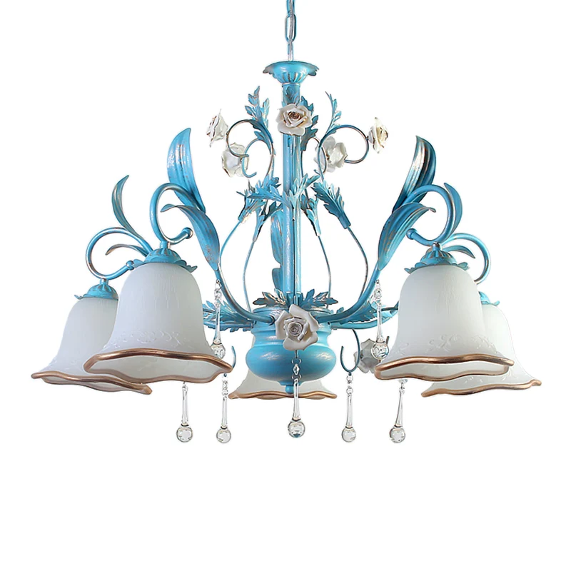 Lampadario 3/5/8 luci per camera da letto campagna con paralume vetro smerigliato bianco fiori e decorazioni cristallo blu