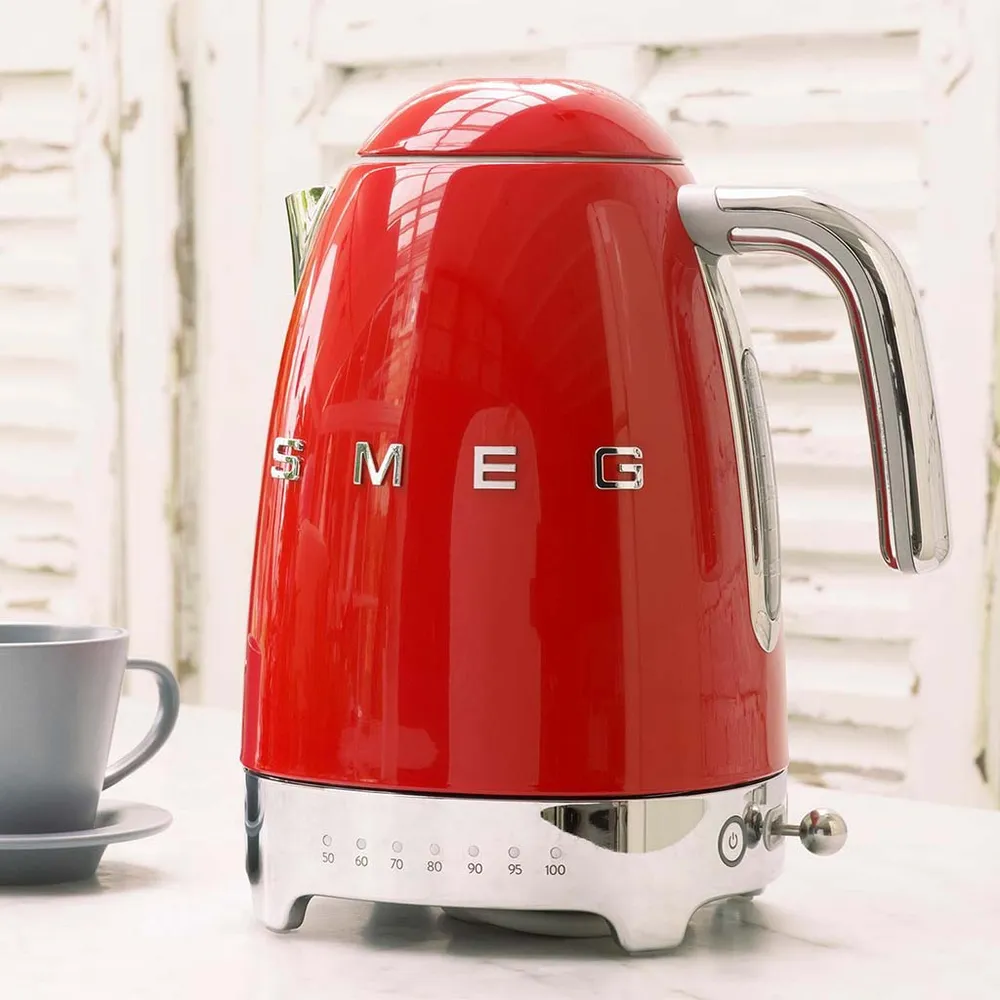 Bollitore Elettrico 50' Style di SMEG Rosso