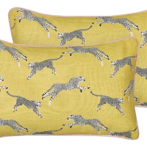 Set 2 Cotone Cushions Cheetah Motif 30 x 50 cm Yellow ARALES