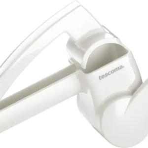 Grattugia manovella. Corpo plastica resistente con lame acciaio inox. 17x13 cm - altezza 9 cm.