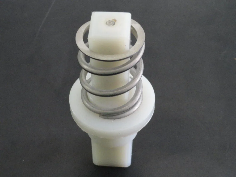 Perno di traino con molla grande per modello n.5 Reber
