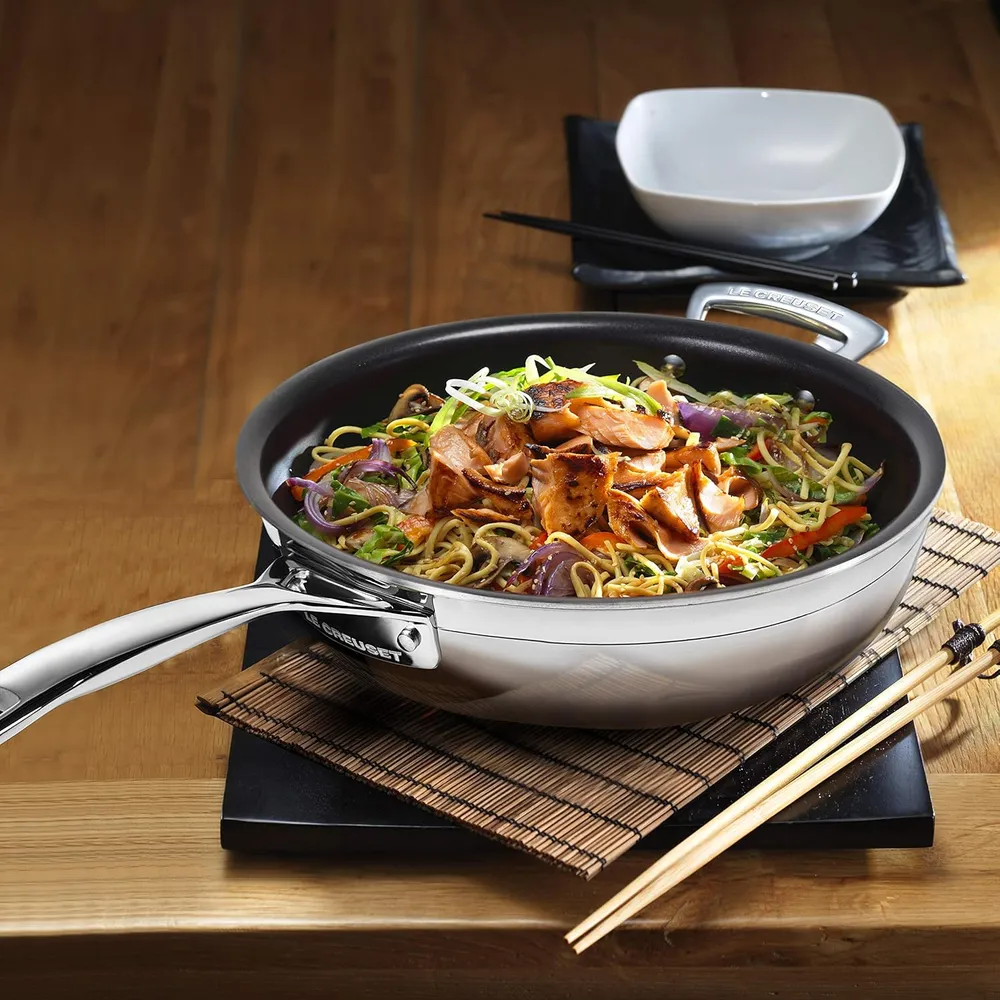 Sartén antiaderente Tri-Strato con esterno inox Premium PRO Le Creuset