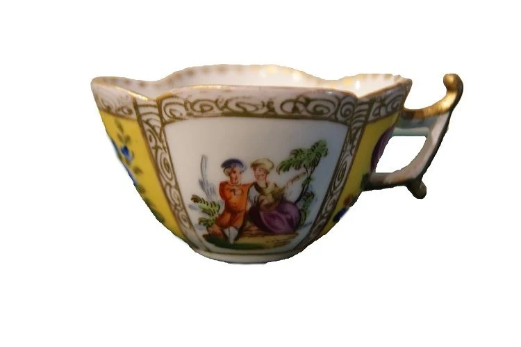 Tazzina con piattino porcellana gialla Meissen