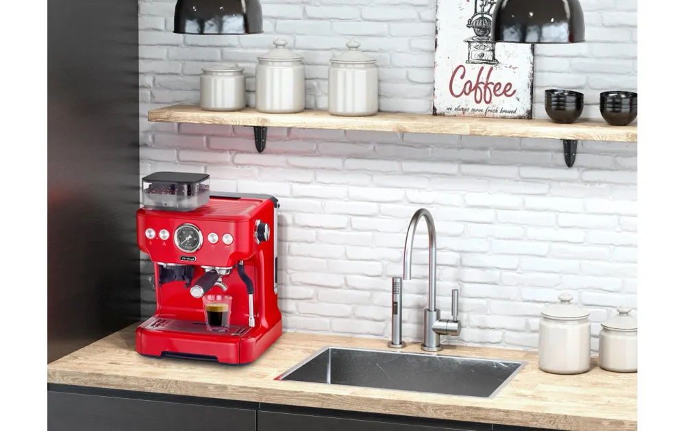 Trisa Macchina per espresso Barista Plus (portafiltro) – 20 bar, 2,7 l, ugello per schiuma di latte, 28,0 × 41,0 × 32,5 cm