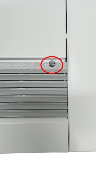 AREA OCCASIONI Ventilconvettore Fan Coil Riello Design Inverter 21 b con motore brushless con pannello di comando bordo