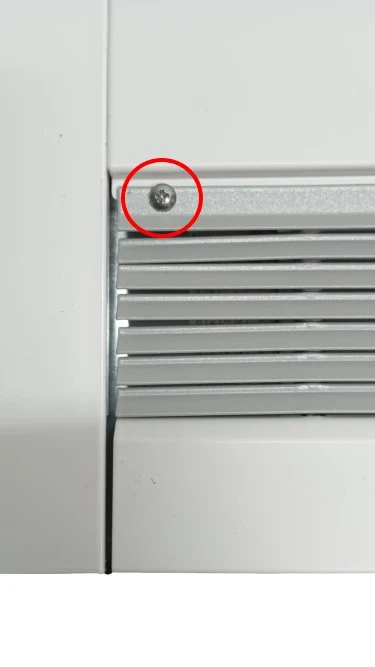 AREA OCCASIONI Ventilconvettore Fan Coil Riello Design Inverter 21 b con motore brushless con pannello di comando bordo