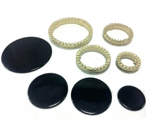 Kit completo spartifiamma e piattelli Indesit 4 fuochi cucina gas Ariston SS0228