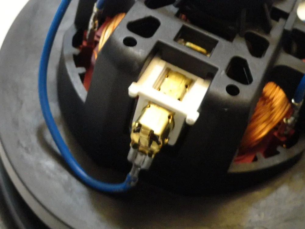Motore aspirapolvere R139ALSS v240-50 con guarnizioni per modello LW30 Lindhaus