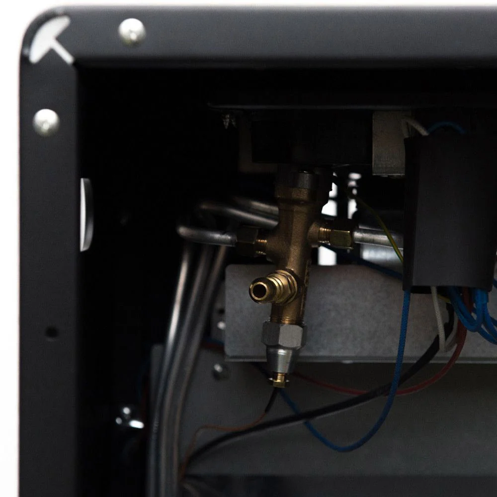 Stufa Gas Gpl Ventilata da Interno con Ifrarossi e Alogena 4,2 kW Nera