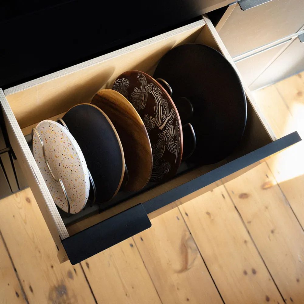 Supporto organizer per coperchi e pentole DrawerStore Joseph Joseph