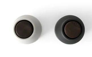Macina sale e pepe MENU Macina bottiglia Frassino Carbone con ruota noce 4415369