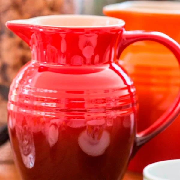 Brocca ceramica ciliegia Le Creuset