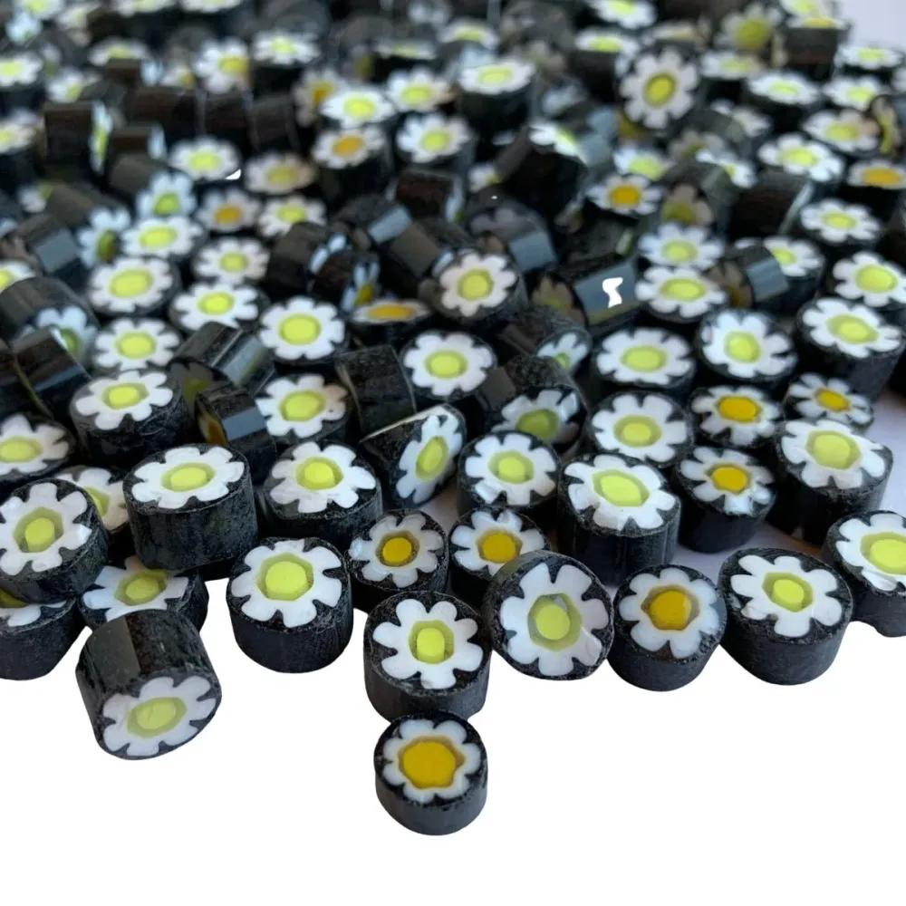 Millefiori Fiore Nero/Bianco/Giallo 7/8 trasparente
