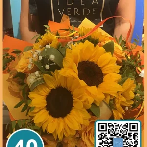 40 - Bouquet Girasoli e Rose