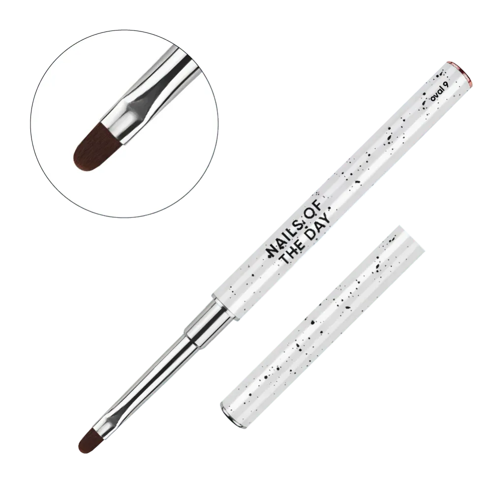 NAILSOFTHEDAY Professional Brush Oval — pennello professionale metallo con cappuccio, per l’applicazione del gel, forma ov...